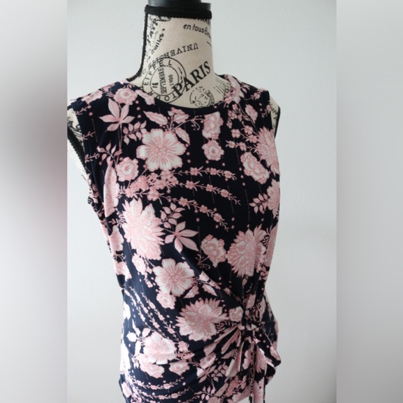 Tommy Hilfiger Pink and Blue Tie Front Fitted Tank Blouse - Picture 6 of 8